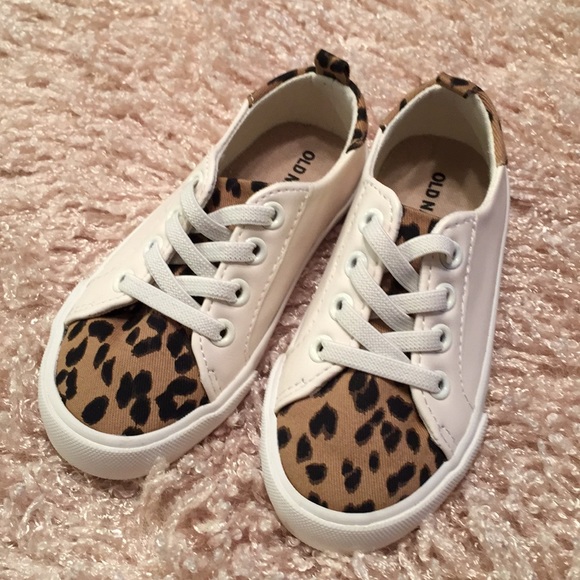 old navy girls sneakers